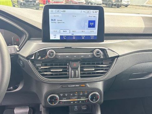 Certified 2023 Ford Escape Active AWD/4WD image 17
