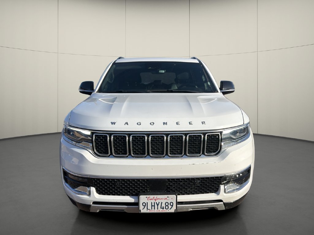 Used 2024 Jeep Wagoneer L Series II AWD/4WD image 2