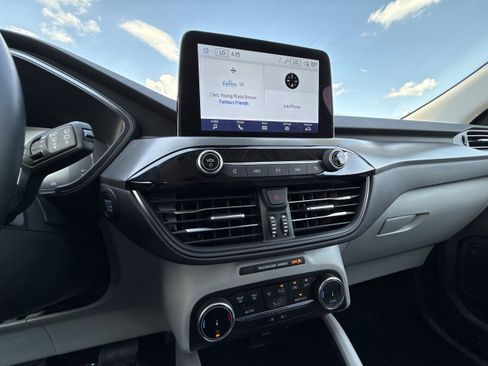 Used 2024 Ford Escape Active image 16