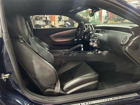 Used 2010 Chevrolet Camaro SS w/ RS Package RWD image 15