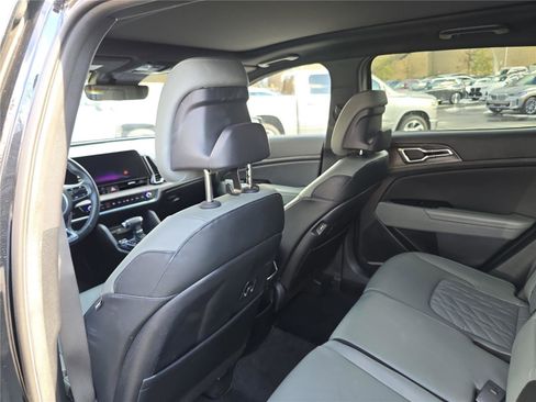 Used 2023 Kia Sportage X-Line w/ X-Line Premium Package image 17