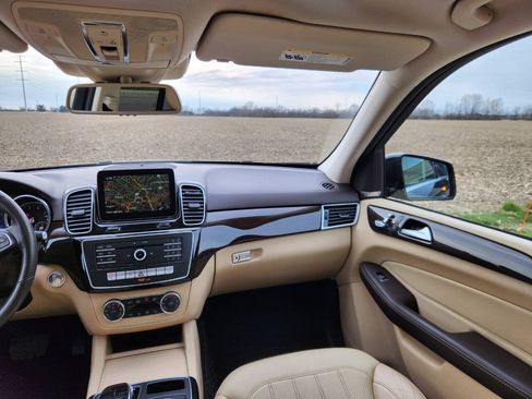 Used 2017 Mercedes-Benz GLE 350 image 17