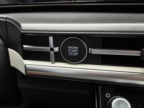 New 2026 Hyundai Santa Fe SE image 27