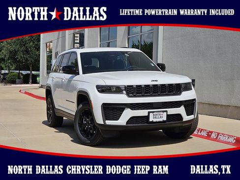 New 2026 Jeep Grand Cherokee Altitude RWD image 1