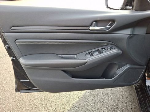 Used 2019 Nissan Altima 2.5 S image 13