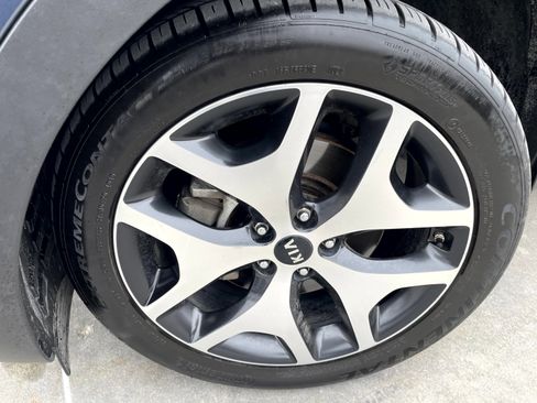 Used 2018 Kia Sportage SX image 6