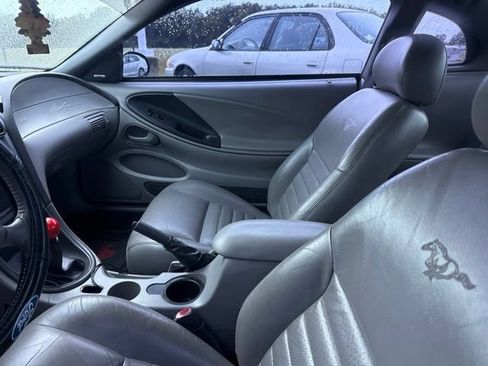 Used 2004 Ford Mustang GT RWD image 10