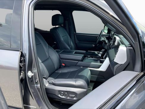 Used 2023 Toyota Tundra Platinum RWD image 9