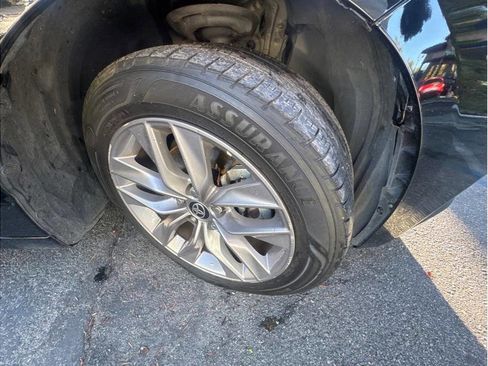 Used 2020 Toyota Avalon XLE image 39