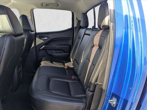 Used 2018 GMC Canyon SLT w/ Driver Alert Package image 18