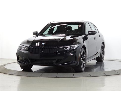 Used 2023 BMW 330i xDrive Sedan AWD/4WD image 4