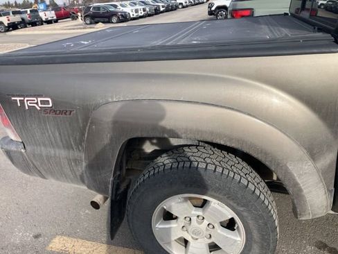 Used 2012 Toyota Tacoma PreRunner image 7