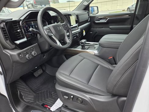 New 2026 Chevrolet Silverado 1500 LT Trail Boss w/ Convenience Package II AWD/4WD image 14