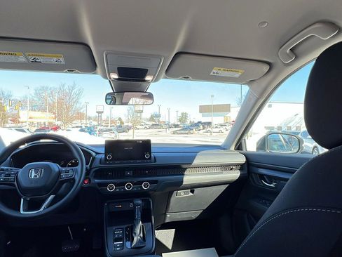 Certified 2025 Honda CR-V LX image 19