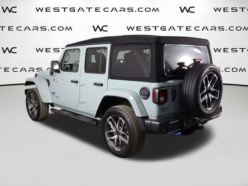 Used 2024 Jeep Wrangler Unlimited AWD/4WD image 47