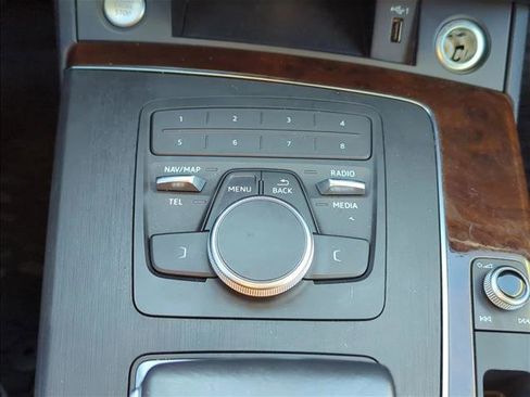 Used 2020 Audi Q5 2.0T Premium w/ Convenience Package image 21