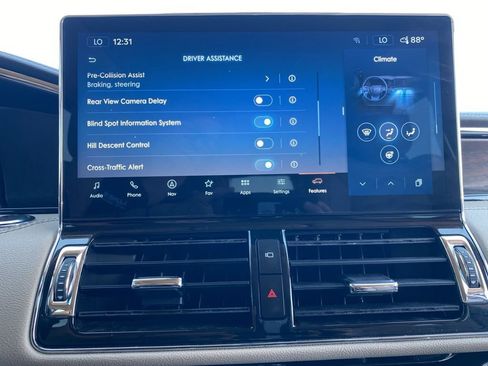 Used 2023 Lincoln Navigator L Reserve w/ Equipment Group 201A image 46