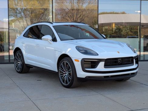 New 2026 Porsche Macan S AWD/4WD image 7
