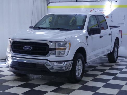 Used 2021 Ford F150 XLT image 4