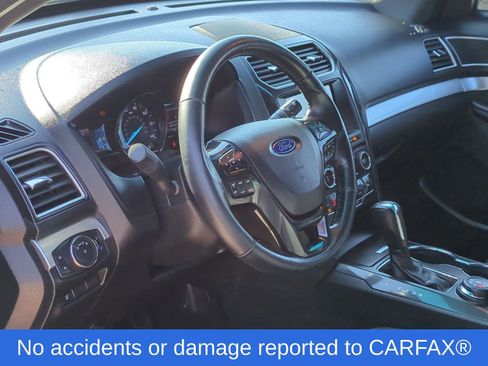 Used 2016 Ford Explorer XLT w/ Equipment Group 202A image 2