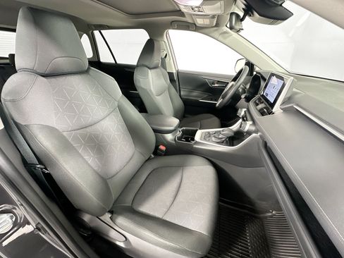 Used 2025 Toyota RAV4 XLE w/ Convenience Package AWD/4WD image 27