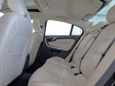 Used 2016 Volvo S60 T5 Premier w/ Convenience Package image 26