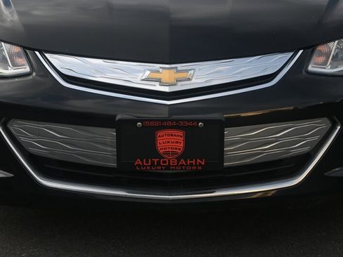 Used 2018 Chevrolet Volt LT image 4