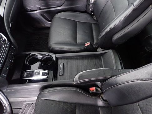 Used 2016 Honda Pilot Elite image 32