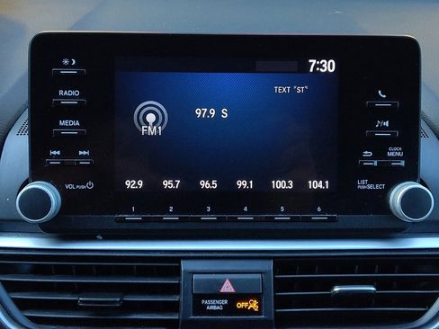 Used 2019 Honda Accord LX image 25