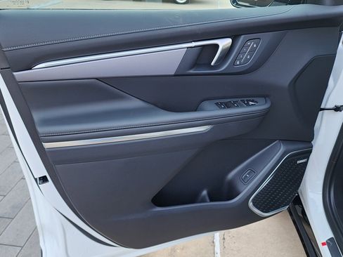 New 2026 Buick Enclave Sport Touring w/ Power Package image 13