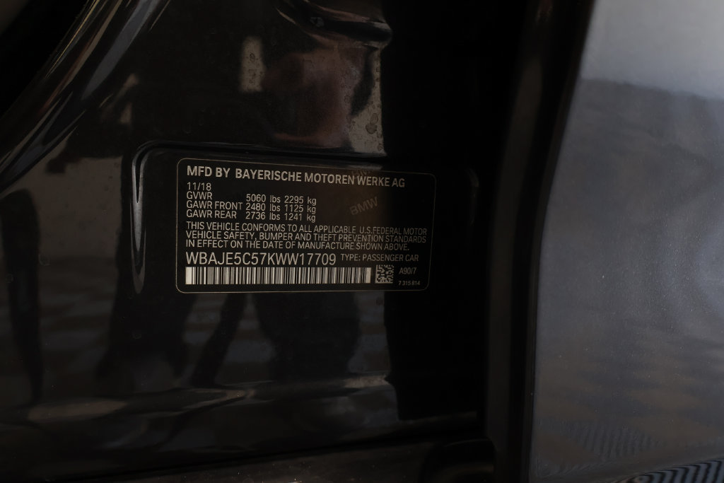 Used 2019 BMW 540i w/ Convenience Package RWD image 34