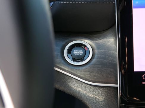 New 2025 Jeep Grand Cherokee Limited image 13