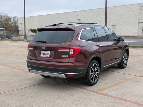 Used 2022 Honda Pilot Touring image 5