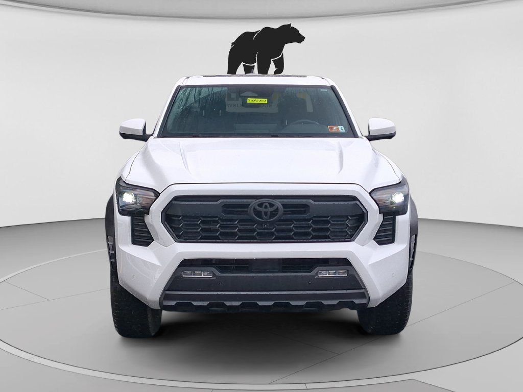 Used 2025 Toyota Tacoma TRD Off-Road w/ TRD Off Road Premium Package AWD/4WD image 8