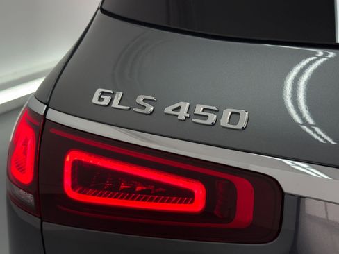 Certified 2023 Mercedes-Benz GLS 450 4MATIC image 11