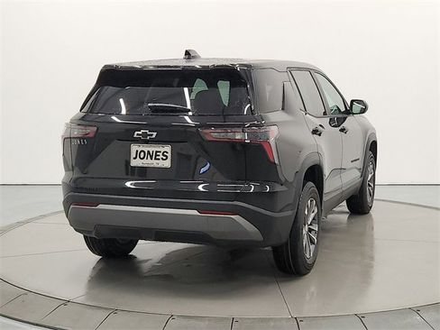 New 2026 Chevrolet Equinox LT w/ Convenience Package II image 7