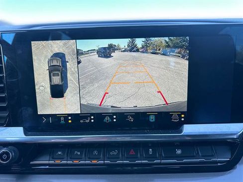 Used 2022 Chevrolet Silverado 1500 High Country w/ High Country Premium Package image 22