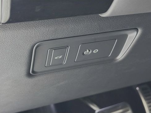 Used 2022 Land Rover Range Rover Sport HSE Silver Edition image 10