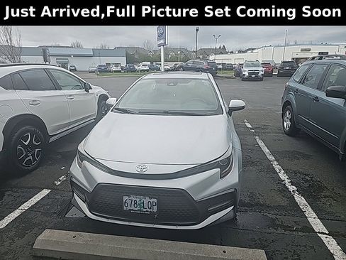Used 2020 Toyota Corolla SE image 1