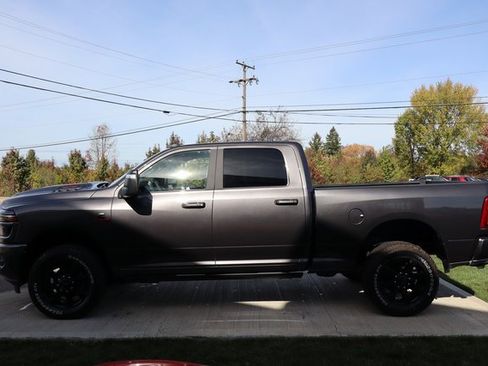 Used 2025 RAM 2500 Laramie image 33