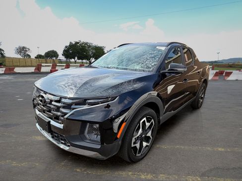 Used 2023 Hyundai Santa Cruz Limited AWD/4WD image 5