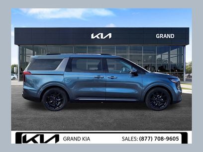 Used 2025 Kia Carnival SX Prestige