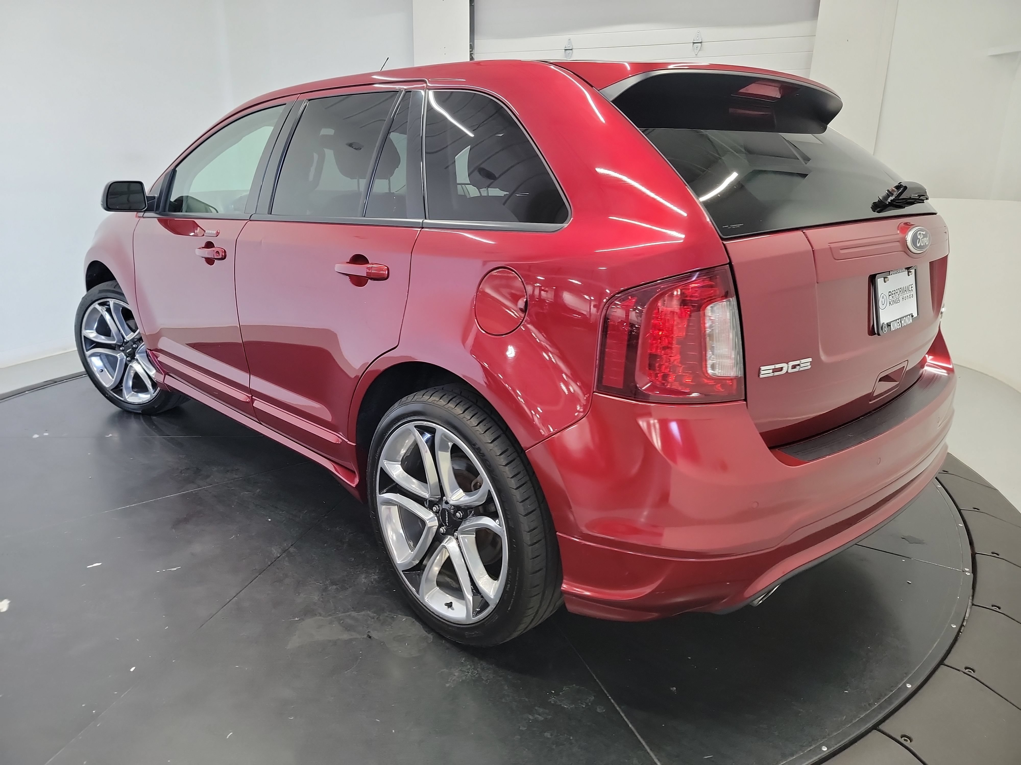 Used 2014 Ford Edge Sport w/ Driver Entry Package AWD/4WD image 6