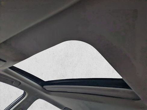 Used 2019 Nissan Altima 2.5 SV image 15