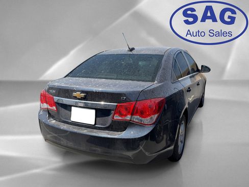 Used 2016 Chevrolet Cruze LT FWD image 3