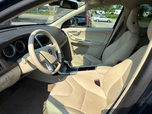 Used 2013 Volvo XC60 3.2 AWD/4WD image 9
