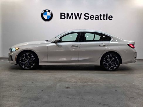 Used 2025 BMW 330i xDrive 330i xDrive w/ Premium Package image 3