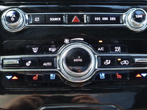 Used 2021 Lincoln Corsair Reserve w/ Equipment Group 201A image 26