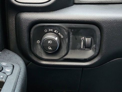 New 2026 RAM 2500 Tradesman AWD/4WD image 22