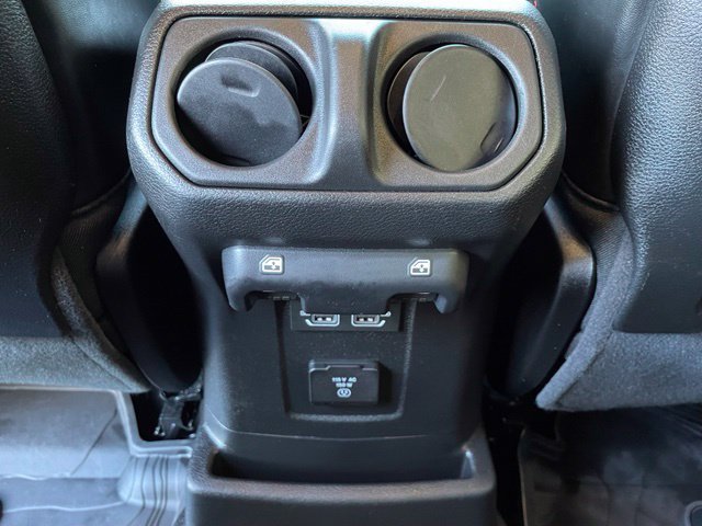 Used 2024 Jeep Wrangler Unlimited Rubicon AWD/4WD image 26